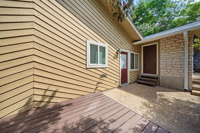Building Photo - 3504 Wendel Cove