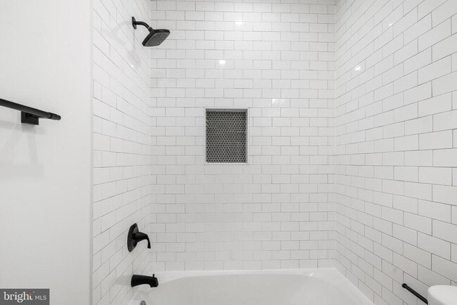 Building Photo - 1949 N 32nd St