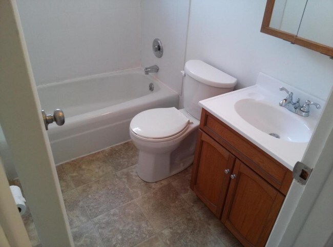 Building Photo - 4720 Burma Road # 5