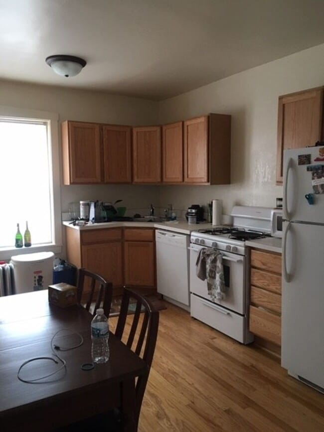 Building Photo - One Bedroom Horner Park