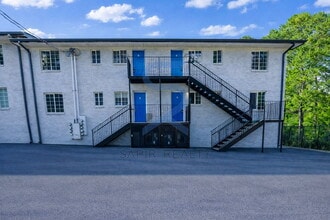 Building Photo - Newly Updated All-Electric 2BR/1.5BA in Campbelton Rd