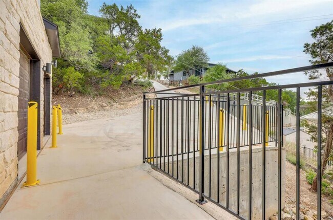 Building Photo - 20629 Adobe Trail