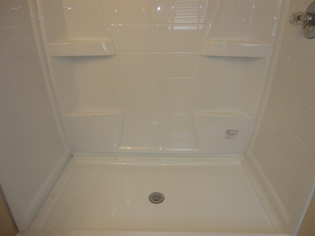 Building Photo - 18110 Birdwater Dr