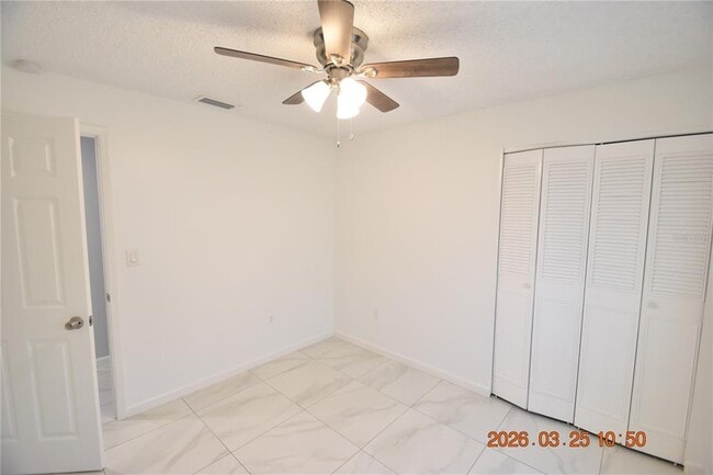 Building Photo - 2600 60th Ave S