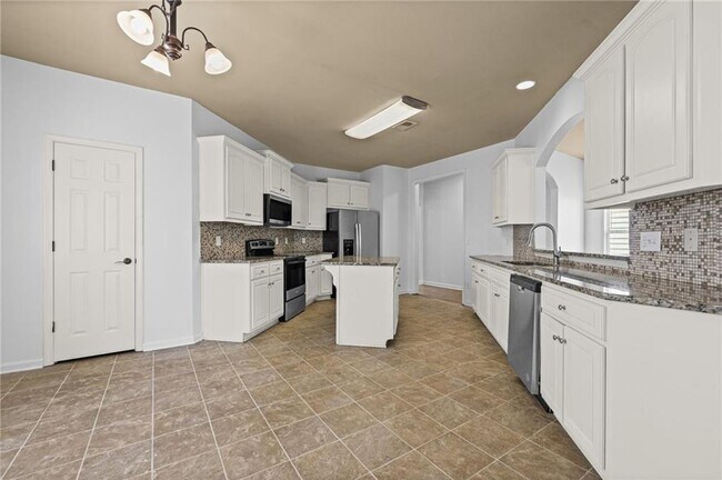 Building Photo - 578 Hardy Water Dr SE
