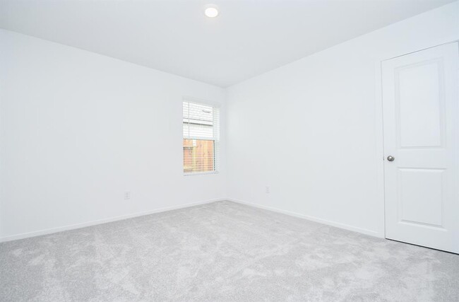 Building Photo - 21435 Montecagnano Ave