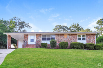 Building Photo - Brick 3 Bedroom in Augusta