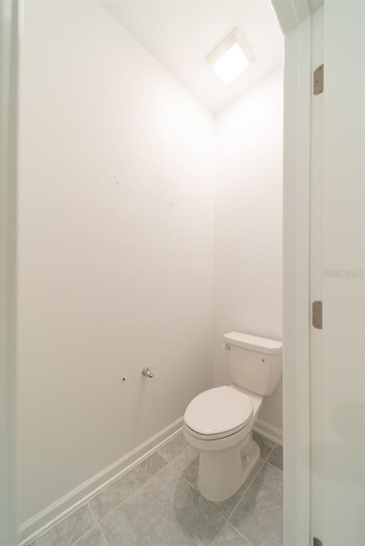 Building Photo - 2898 Armstrong Ave