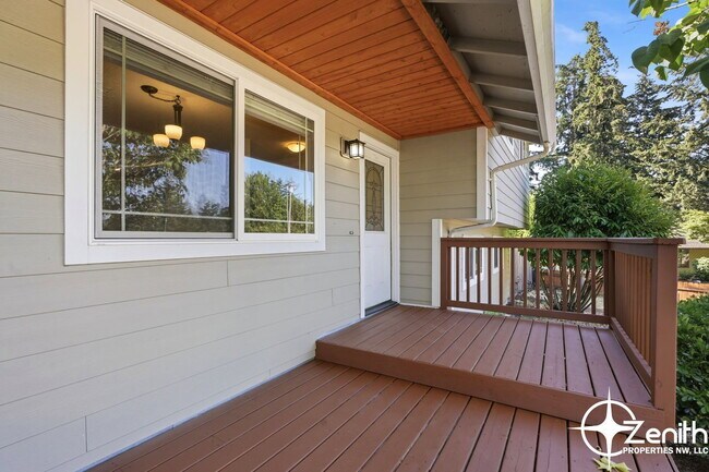 Building Photo - 2409 SE 139th Ave