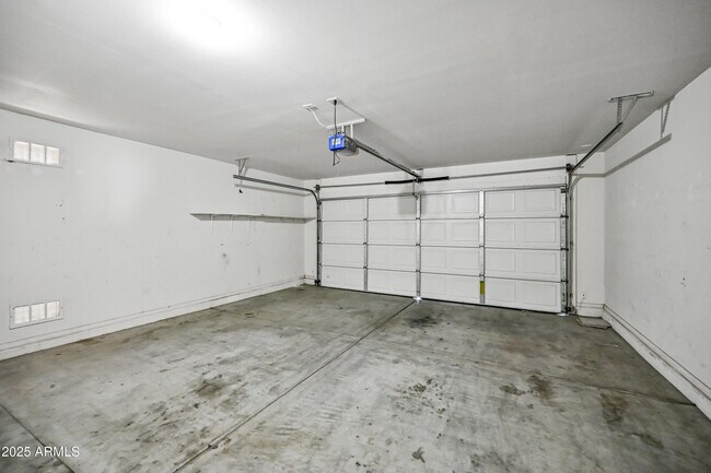 Building Photo - 2965 N 303rd Dr