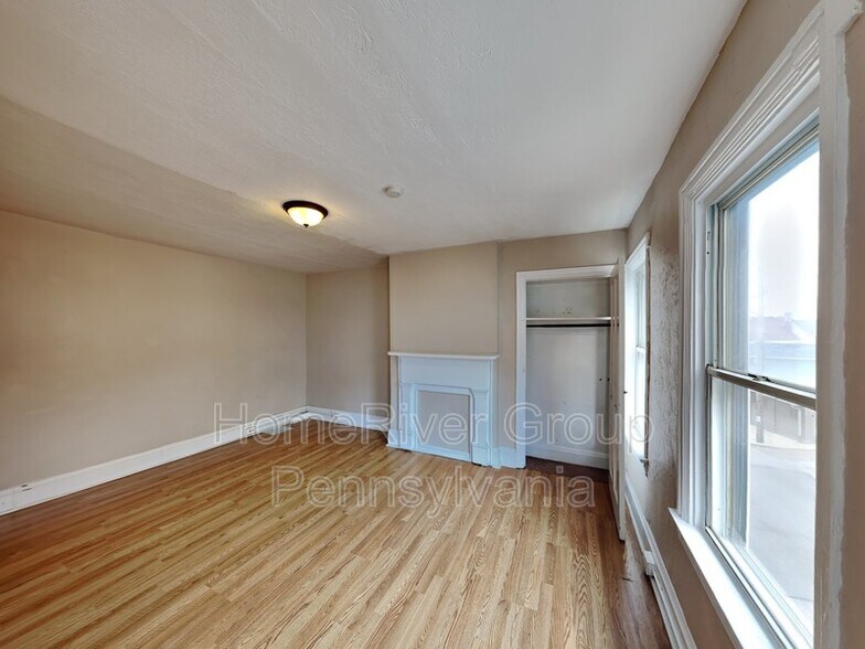 Building Photo - 4520 Minerva St