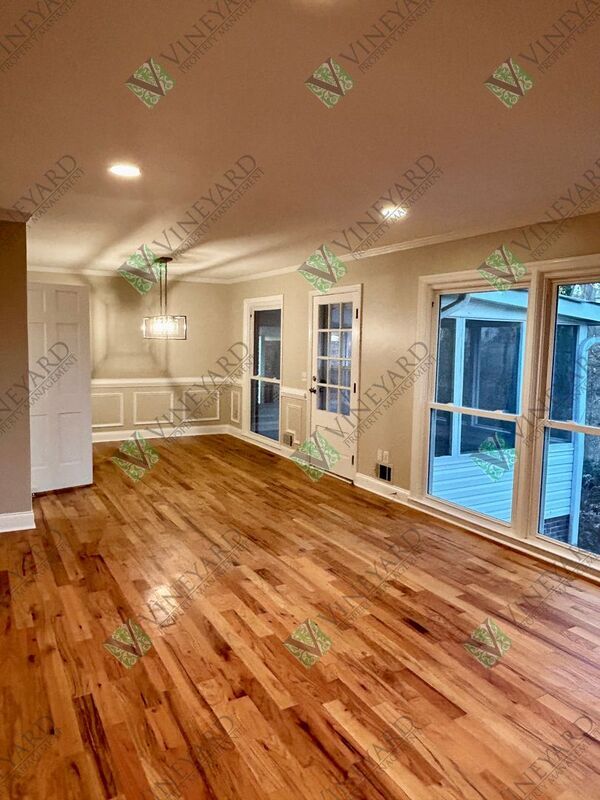 Building Photo - 261 Ridgeway Rd