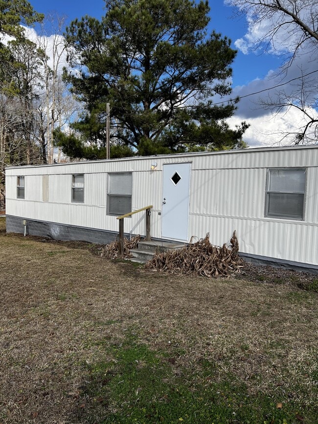 Building Photo - 193 Clayton James Rd
