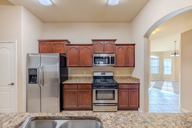 Building Photo - 14381 Alma Point Dr