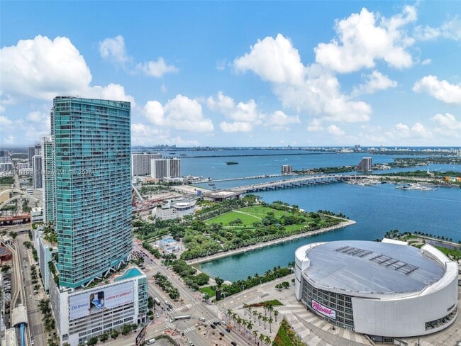 Building Photo - 888 Biscayne Blvd