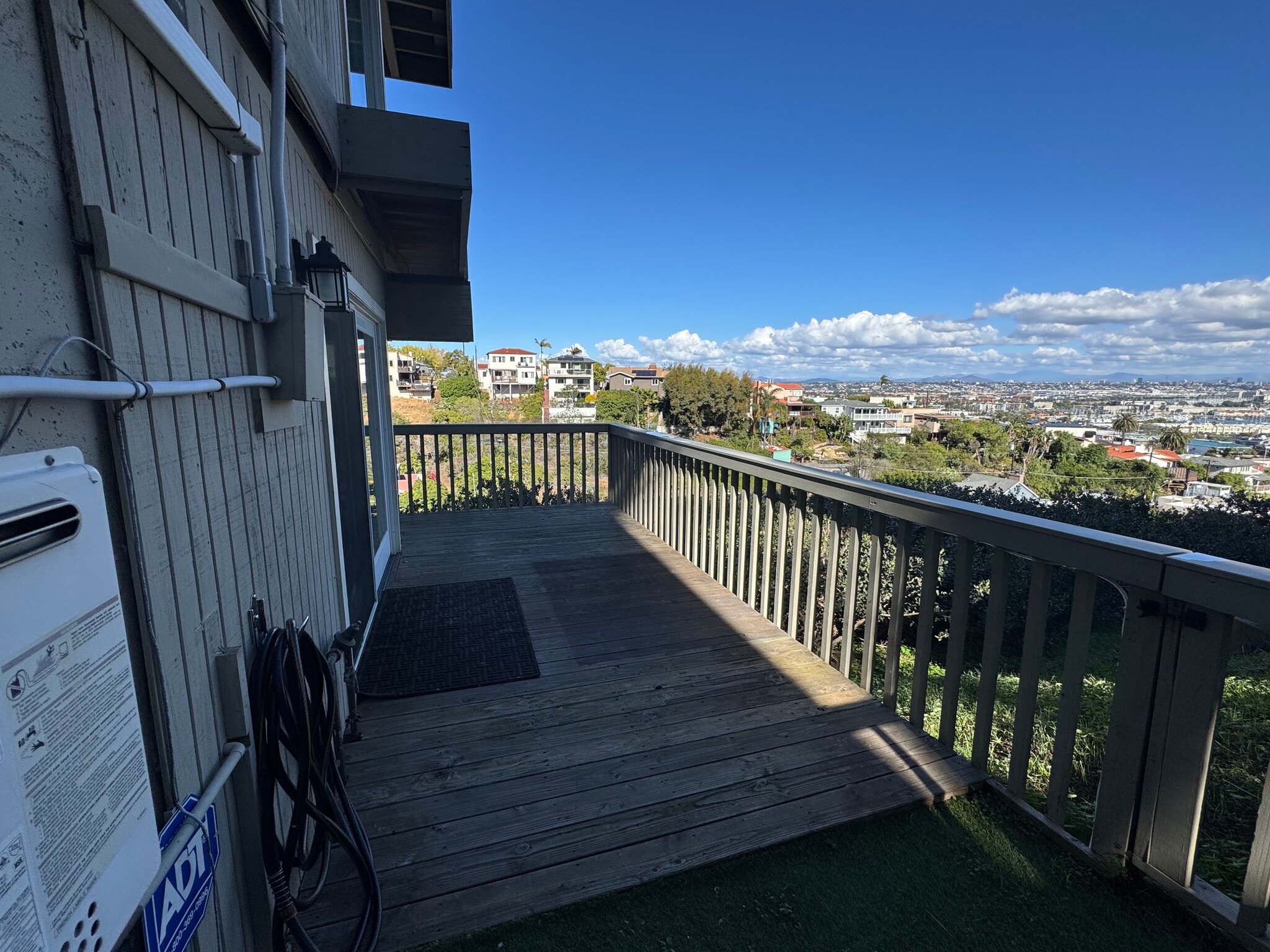 Building Photo - 3302 Martinez St