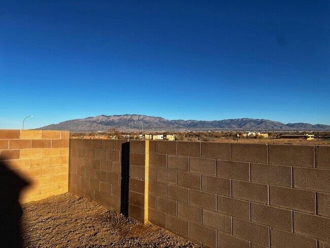 Building Photo - 8300 Bluffs Edge Pl NW