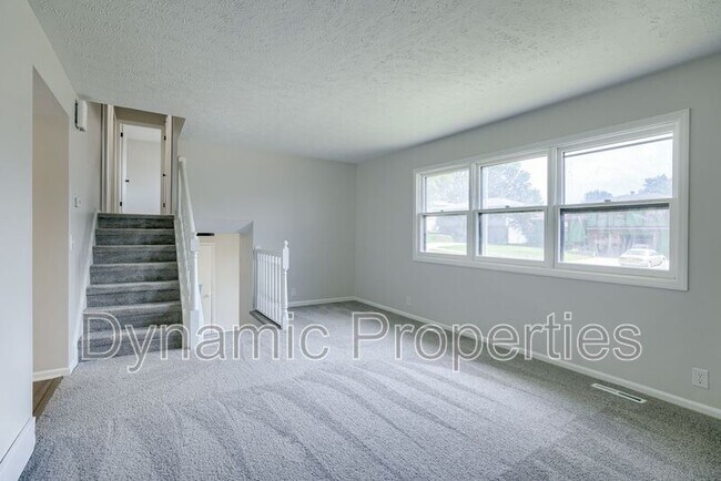 Building Photo - 15342 Sarpy Cir