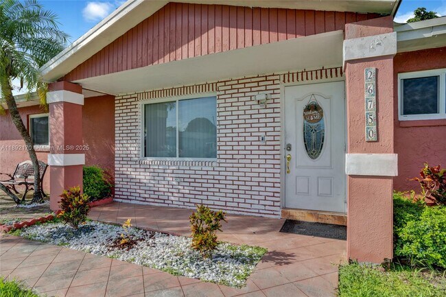 Building Photo - 26750 SW 124th Ave