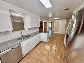 Building Photo - 3490 S Pk Mdws Cir