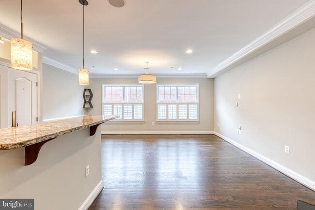 Building Photo - 3307 Fait Ave