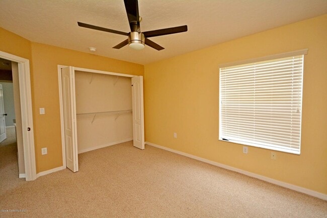 Building Photo - 820 Glen Abbey Way