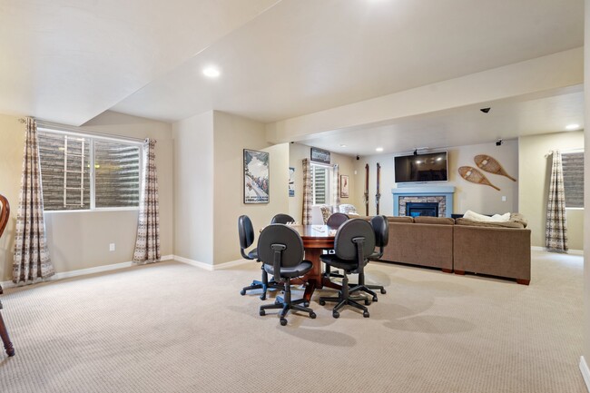 Building Photo - 12916 Cupcake Heights