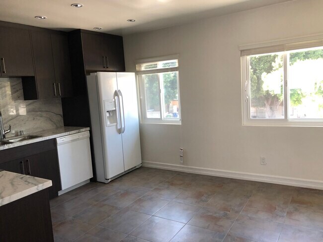 Building Photo - 3192 Verdugo Rd
