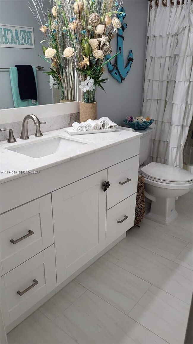 Building Photo - 4270 NW 89th Ave