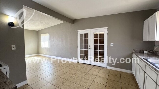 Building Photo - 12079 Sand Ct