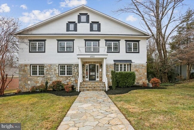 Building Photo - 4902 De Russey Pkwy