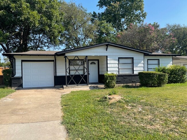 Building Photo - Home for Rent