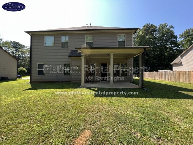 Building Photo - 2435 Kemp Dr NW