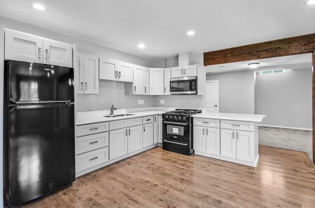 Building Photo - 4Bd/3Ba Duvall House