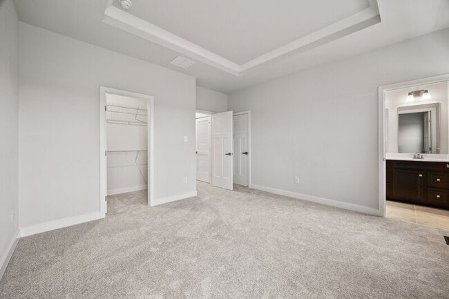 Building Photo - 22 Iron Horse Ln
