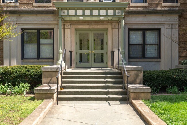 Building Photo - 1915 16th St NW