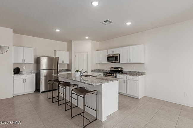 Building Photo - 20004 W Badgett Ln