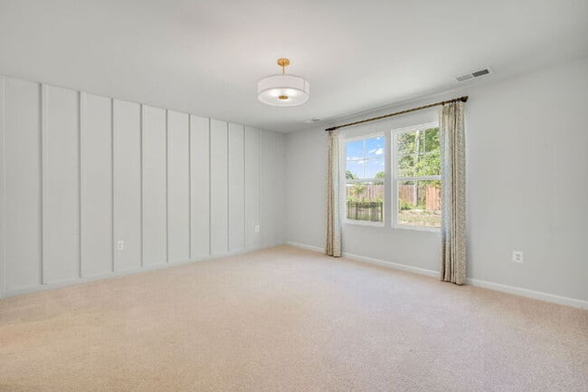 Building Photo - 3 Bedroom Single-Family Home with 2-Car Garage in Glen Allen (23060) – $2,650/mo