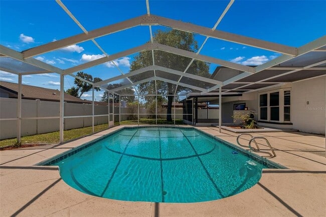 Building Photo - 7111 Gateway Ct