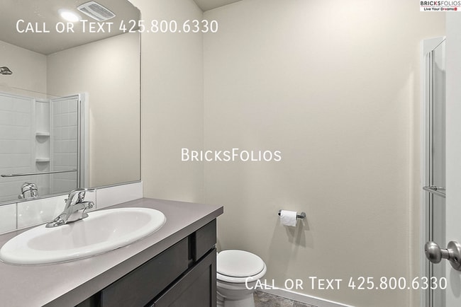 Building Photo - Your Dream Home Awaits in Puyallup – Bonus Offer Included!