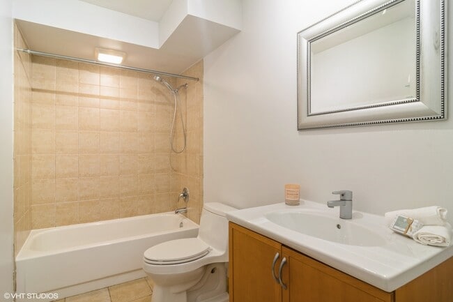 Building Photo - 475 Plum Creek Dr