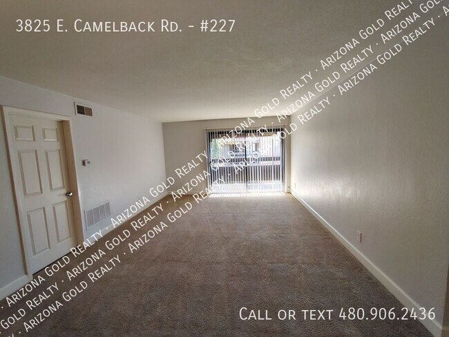 Building Photo - 3825 E Camelback Rd