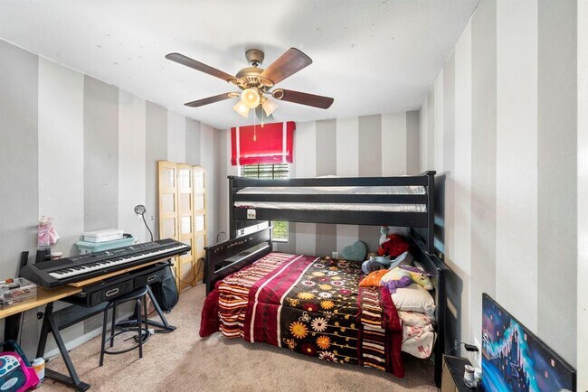 Building Photo - 16427 Misty Paloma Dr