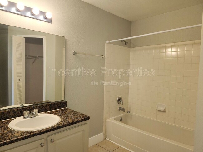 Building Photo - 4720 Walden Cir