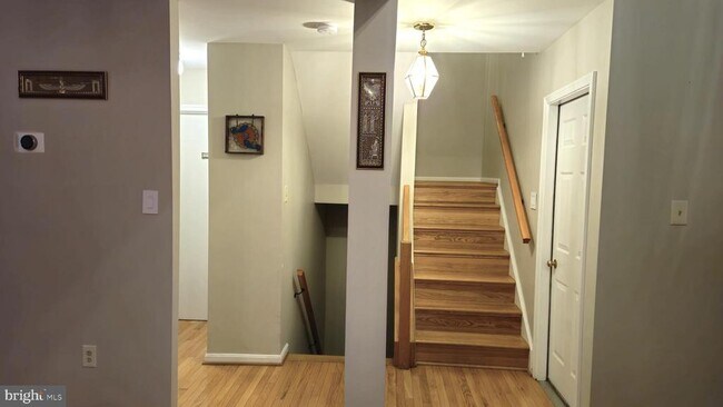 Building Photo - 13107 Hugo Pl