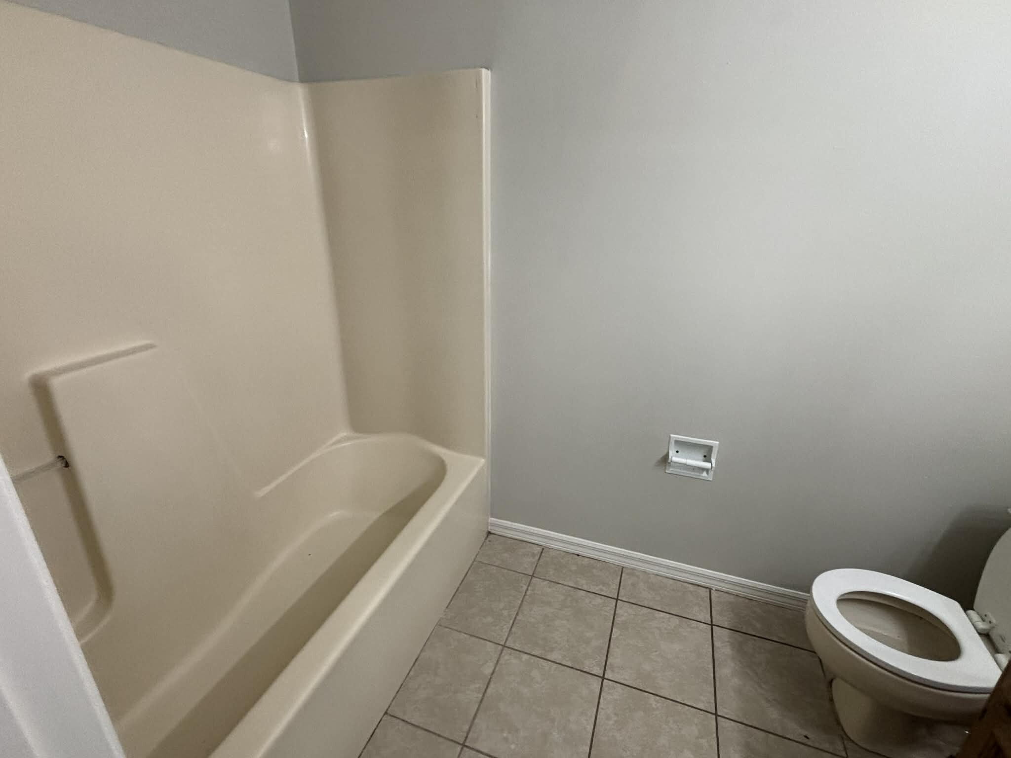 Building Photo - 3806 NW Huntsboro St