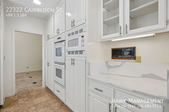 Building Photo - 22322 Cairnloch St