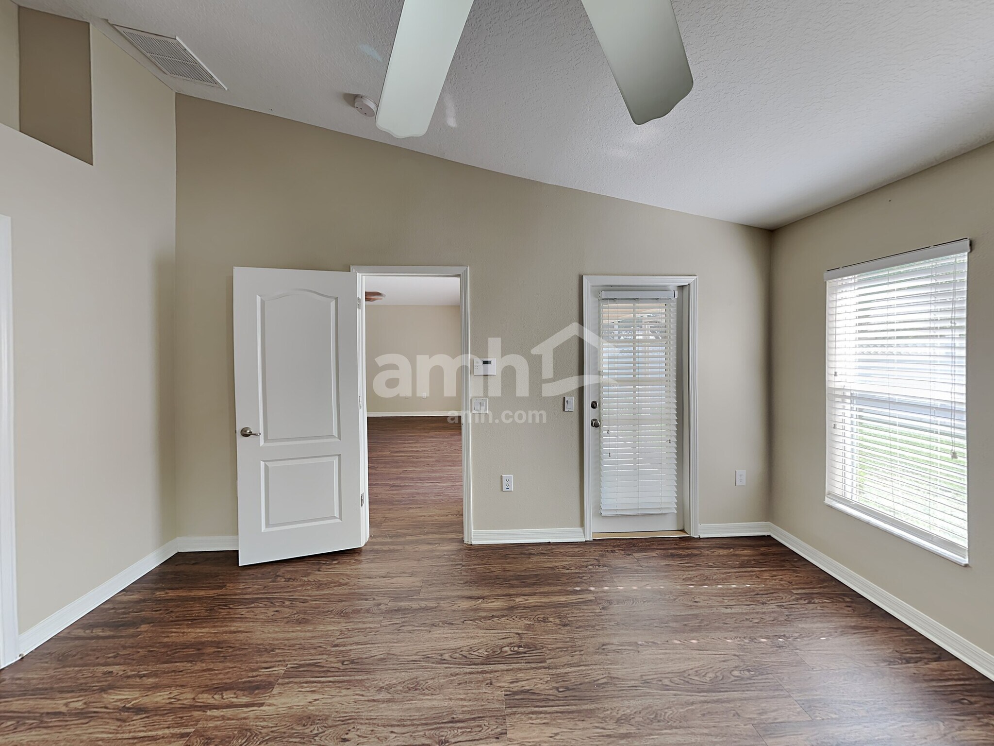 Building Photo - 1012 Cristelle Jean Dr