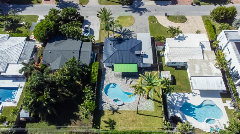 Building Photo - 1520 NE 16th Ave