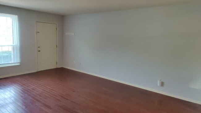 Building Photo - 3054 Forest Creek Ct